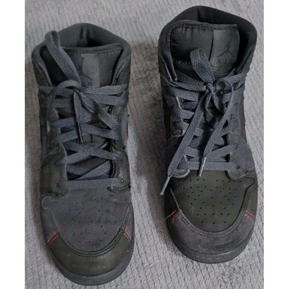 2023 Nike Air Jordan Retro‎ 1 Mid SE Craft FQ7742-001 Youth Sz 7Y Black Opposite